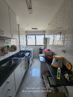 Apartamento à venda com 2 quartos, 49m² - Foto 17