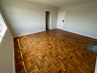 Apartamento à venda com 3 quartos, 103m² - Foto 3