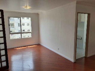 Apartamento à venda com 2 quartos, 63m² - Foto 4