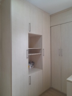 Apartamento à venda com 3 quartos, 75m² - Foto 8