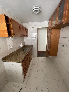 Apartamento à venda com 2 quartos, 56m² - Foto 3