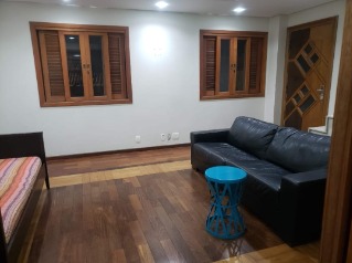 Casa à venda com 4 quartos, 248m² - Foto 11