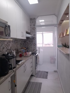 Apartamento à venda com 3 quartos, 75m² - Foto 4