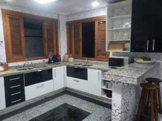 Casa à venda com 4 quartos, 248m² - Foto 15