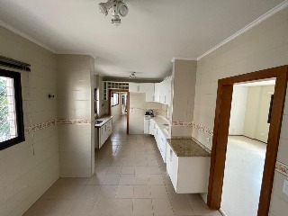 Apartamento à venda com 3 quartos, 130m² - Foto 1