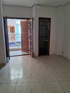 Casa à venda com 4 quartos, 248m² - Foto 18