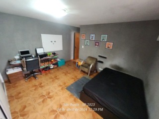 Casa à venda com 2 quartos, 196m² - Foto 2