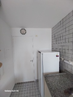 Apartamento à venda com 2 quartos, 45m² - Foto 12