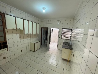 Sobrado à venda com 2 quartos, 115m² - Foto 4