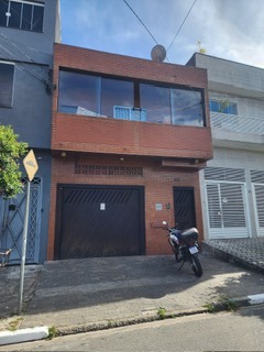 Sobrado à venda com 3 quartos, 208m² - Foto 1