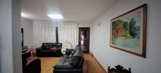 Casa à venda com 3 quartos, 300m² - Foto 3