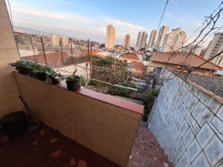 Casa à venda com 3 quartos, 300m² - Foto 47