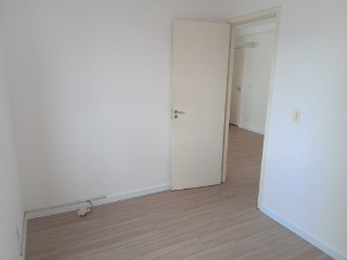 Apartamento à venda com 2 quartos, 47m² - Foto 4