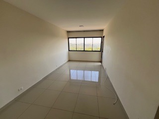 Apartamento à venda com 2 quartos, 73m² - Foto 3