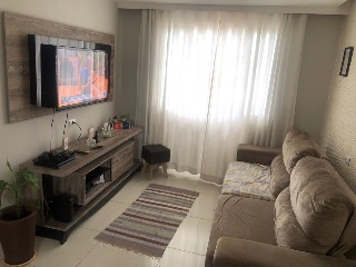 Apartamento à venda com 2 quartos, 62m² - Foto 1