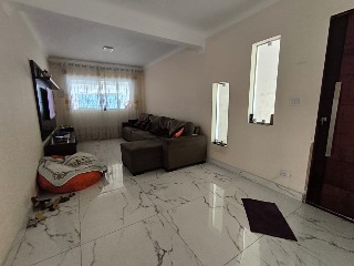 Sobrado à venda com 3 quartos, 230m² - Foto 1