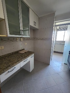 Apartamento à venda com 3 quartos, 64m² - Foto 15