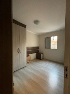 Apartamento à venda com 3 quartos, 66m² - Foto 2