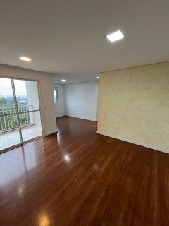 Apartamento para alugar com 2 quartos, 63m² - Foto 3