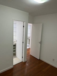 Apartamento para alugar com 2 quartos, 63m² - Foto 15