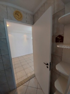 Apartamento à venda com 2 quartos, 64m² - Foto 8