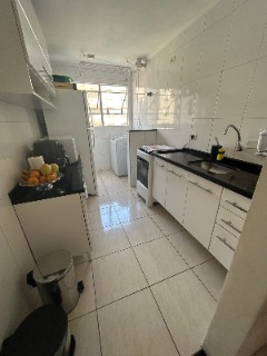 Apartamento à venda com 2 quartos, 52m² - Foto 2