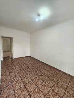 Casa para alugar com 2 quartos, 130m² - Foto 15