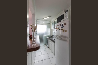 Apartamento à venda com 2 quartos, 47m² - Foto 2