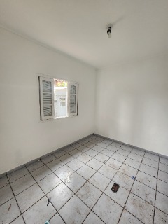 Casa para alugar com 2 quartos, 130m² - Foto 10