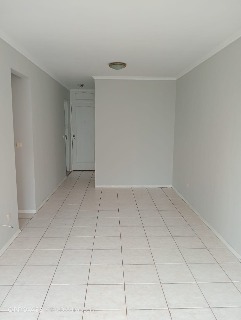 Apartamento à venda com 2 quartos, 60m² - Foto 5