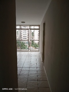 Apartamento à venda com 2 quartos, 60m² - Foto 3