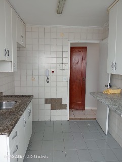 Apartamento à venda com 2 quartos, 60m² - Foto 6