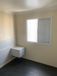 Apartamento à venda com 2 quartos, 47m² - Foto 15