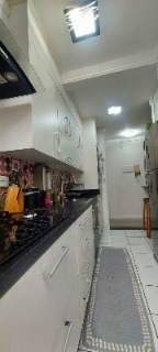 Apartamento à venda com 2 quartos, 47m² - Foto 2