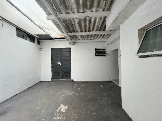 Prédio Inteiro para alugar com 3 quartos, 180m² - Foto 15