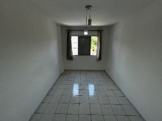 Apartamento à venda com 2 quartos, 55m² - Foto 9