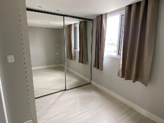 Apartamento à venda com 2 quartos, 64m² - Foto 11