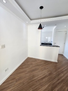 Apartamento à venda com 2 quartos, 47m² - Foto 2