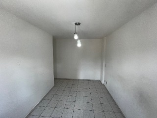 Apartamento à venda com 2 quartos, 55m² - Foto 10