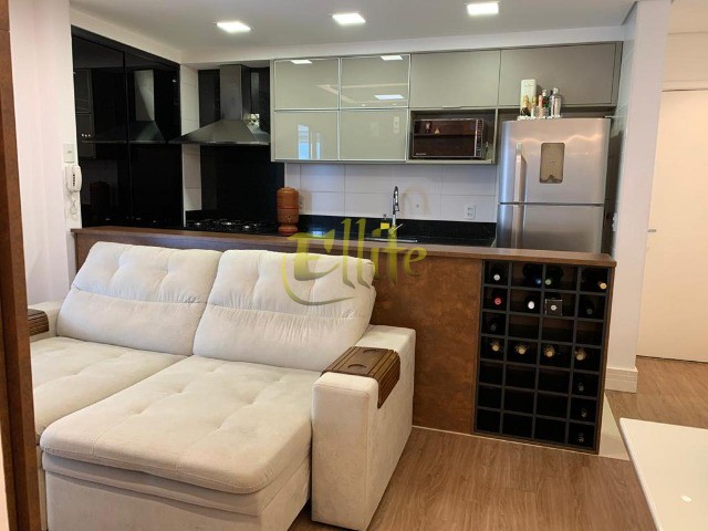 Apartamento à venda com 2 quartos, 65m² - Foto 5