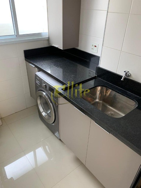 Apartamento à venda com 2 quartos, 65m² - Foto 17