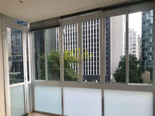 Conjunto Comercial-Sala à venda e aluguel com 1 quarto, 150m² - Foto 8