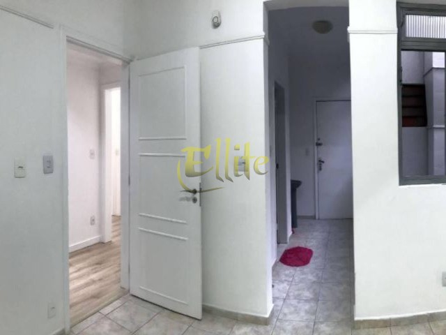 Conjunto Comercial-Sala à venda e aluguel com 1 quarto, 150m² - Foto 14