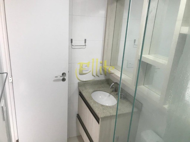 Apartamento para alugar com 1 quarto, 37m² - Foto 11