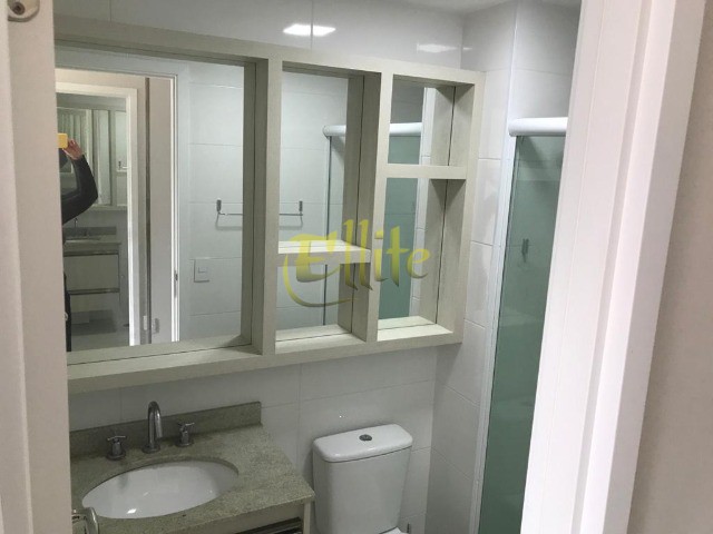 Apartamento para alugar com 1 quarto, 37m² - Foto 12