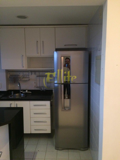 Apartamento para alugar com 1 quarto, 50m² - Foto 3