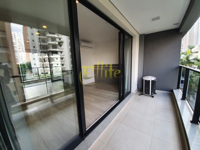 Apartamento para alugar com 1 quarto, 37m² - Foto 6