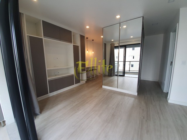 Apartamento para alugar com 1 quarto, 37m² - Foto 13