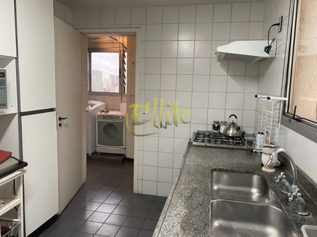 Apartamento à venda com 4 quartos, 150m² - Foto 7