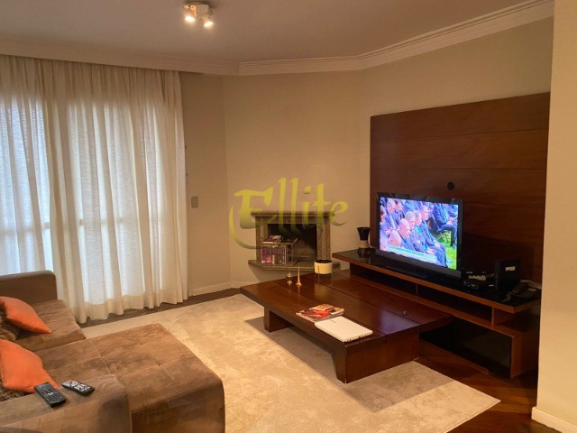 Apartamento à venda com 4 quartos, 150m² - Foto 2